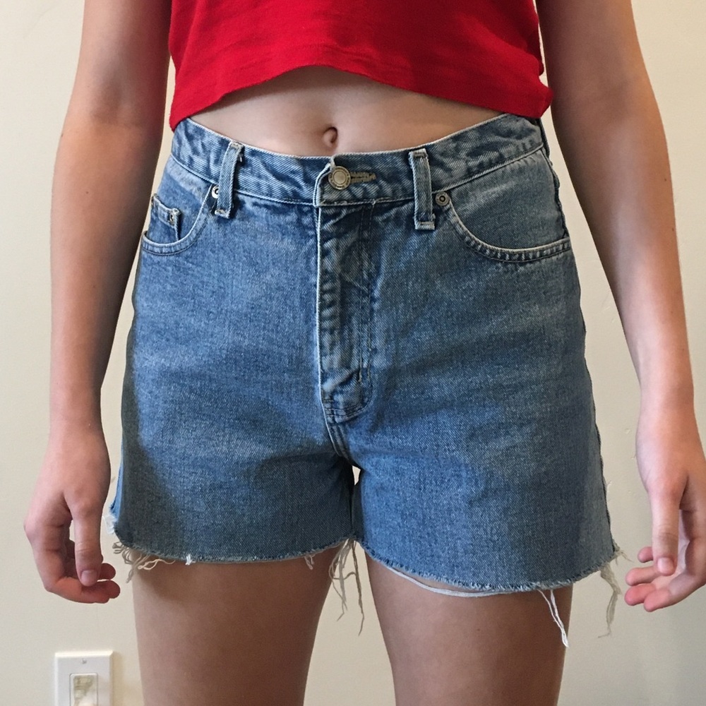 Vintage cut-off shorts 💎